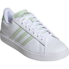 Running Shoes Adidas Grand Court 2.0 Sneaker in White/Linen/Silver