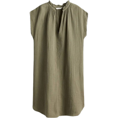 Baumwolle - Kurze Kleider H&M Muslin Dress - Khaki Green