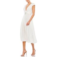 Mac Duggal White Clothing Mac Duggal Pleated Midi Dress White