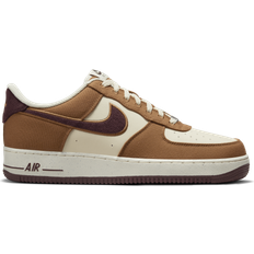 Nike Air Force 1 '07 LV8 M - Light British Tan/Coconut Milk/Gum Dark Brown/Burgundy Crush