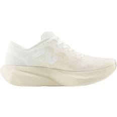 Running Shoes New Balance FuelCell Rebel v4 W - White/Linen/Sea Salt