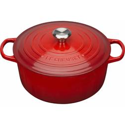 Le Creuset Cerise Signature Cast Iron Round with lid 0.634 gal 7.874 "