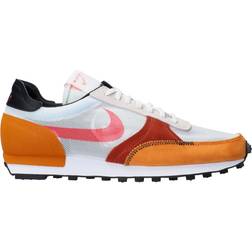 Nike Daybreak Type W - White/Bright Crimson/Monarch