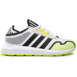 Adidas Swift Run X - Cloud White/Carbon/Solar Yellow