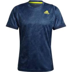 Adidas Tennis Freelift Printed Primeblue T-shirt Men - Crew Navy/Acid Yellow/Crew Blue