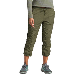 The North Face Women's Aphrodite 2.0 Capris - Four Leaf Clover