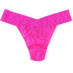 Hanky Panky Signature Lace Original Rise Thong - Passionate Pink