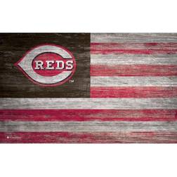Fan Creations Cincinnati Reds Distressed Flag Sign