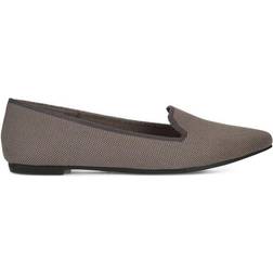 Journee Collection Vickie - Grey