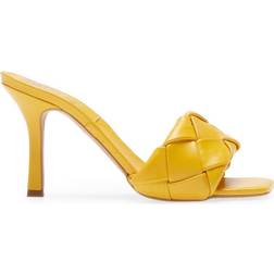 Vince Camuto Brelanie - Yellow