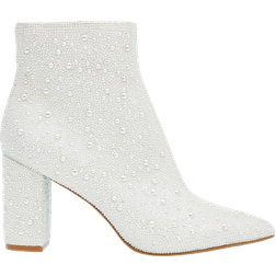 Betsey Johnson Cady - Ivory