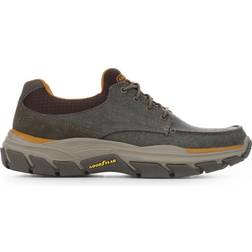 Skechers Men's Respected Sneaker 14M