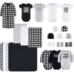 The Peanutshell 23-Piece Layette Set In Black/white Black/white/grey grey 0-3 Months