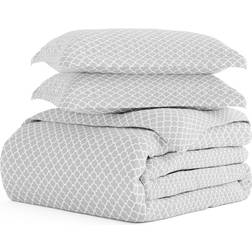 Becky Cameron Quatrefoil Duvet Cover Gray (238.8x228.6)