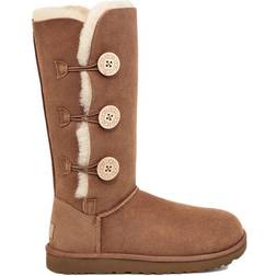 UGG Bailey Button Triplet II - Chestnut