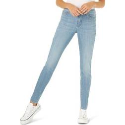 Lee Women's Legendary Slim Fit Skinny Jeans