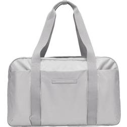 Horizn Studios Weekender M und L Shibuya Weekender in Light Quartz Grey Recycled Polyester Ripstop 49cm x 31cm x 19cm