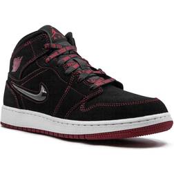 Jordan Nike Big Kid's Mid Fearless Black/Gym Red-White CU6617 062