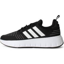 Adidas Swift Run