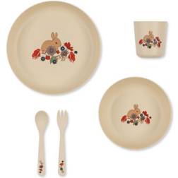 Konges Sløjd PLA DINNER SETS Kindergeschirr BUNNY TOKKI Plate: H3,55 x D19 cm, Bowl: H4,35 x D14,5 cm, Cup: H7,5 x D7 cm, Cutlery: W2,5 x L13,5 x D0,5 cm