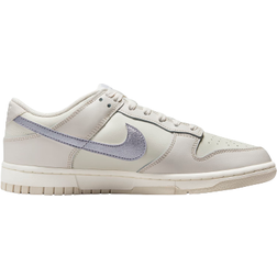 Nike Dunk Low W - Sail/Phantom/Oxygen Purple