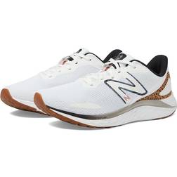 New Balance Fresh Foam Arishi v4 White/Tobacco Women's Shoes White