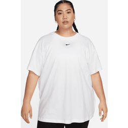 Nike Women's Sportswear Essential T-Shirt Plus in White, 2X FJ2739-100