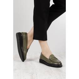 GÖNDERİR Loafer Khaki Flacher Absatz für Damen