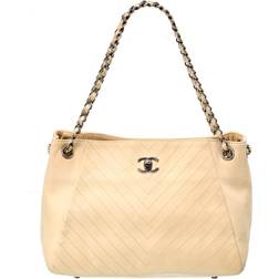 Chanel Cc Chain Tote - Beige