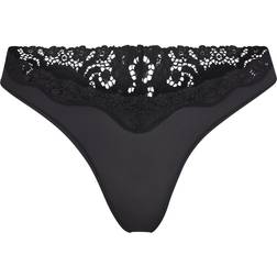 SKIMS Fits Everybody Corded Lace Dipped Thong - Onyx