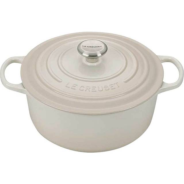 Le Creuset Signature Enameled Cast Iron Round Oven