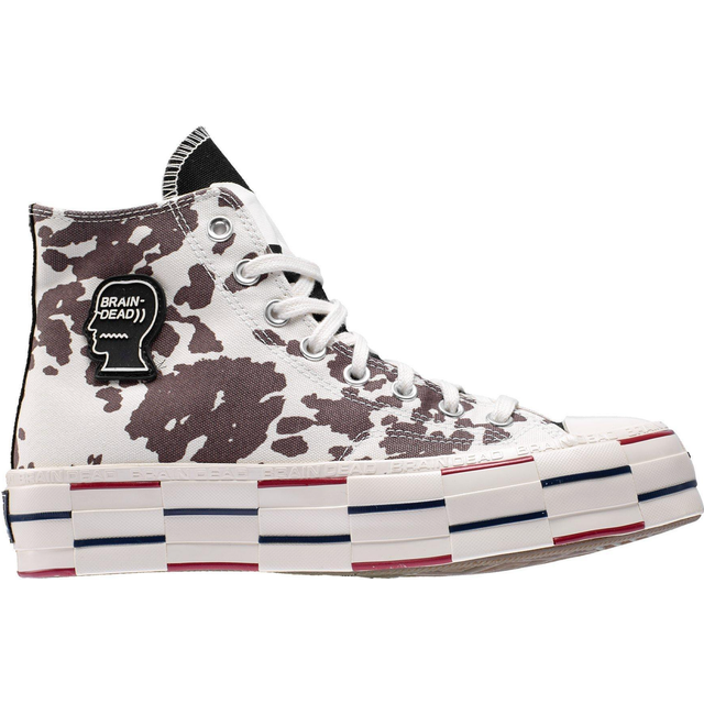 Cow on sale print converse