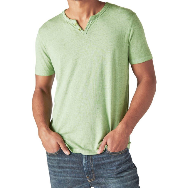 https://www.klarna.com/sac/product/640x640/3004380735/Lucky-Brand-Venice-Burnout-Notch-Neck-T-shirt-Calliste-Green.jpg?ph=true