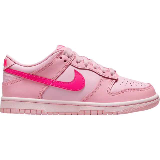 https://www.klarna.com/sac/product/640x640/3006510770/Nike-Dunk-Low-Triple-Pink-GS-Medium-Soft-Pink-Hyper-Pink-Pink-Foam.jpg?ph=true