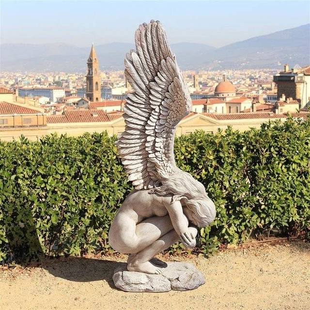 Design Toscano Remembrance and Redemption Angel Sculpture - Grande